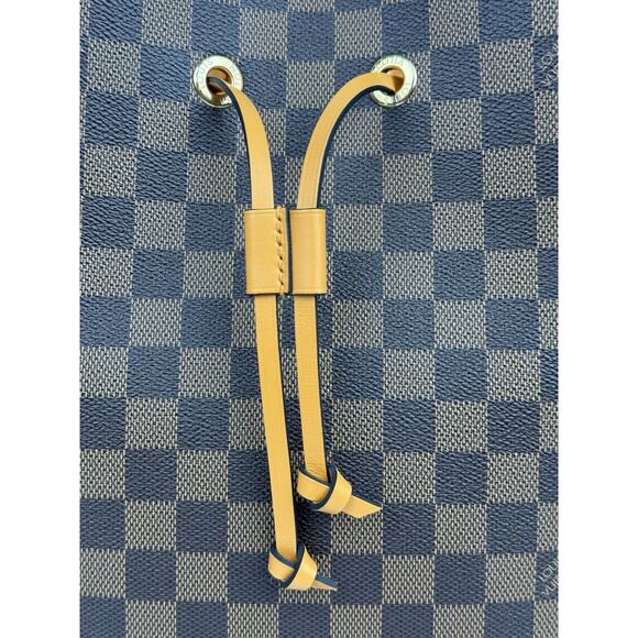 Louis Vuitton Damier Ebene Néonoé MM Shoulder Bag with Gold Hardware - Picture 11 of 16